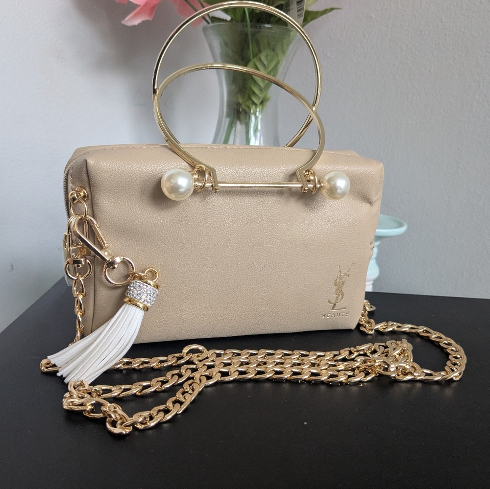 Yves Saint Laurent Beige Handbag with Gold Accents - Picture 5 of 13